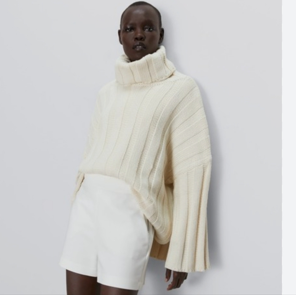 ZARA | Ribbed Wool Turtleneck Cream oversized Sz S